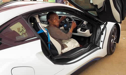 Somizi Mhlongo's mother Mary Twala blesses his new R1.7 million car.