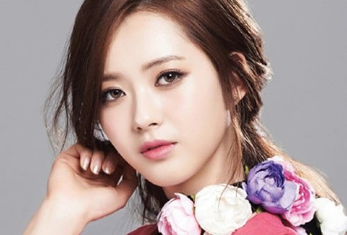 Go Ara (born February 11, 1990) is a South Korean actress and model. She is best known for starring in the television series Sharp (2003), Heading to the Ground (2009), Reply 1994 (2013), You're All Surrounded (2014), Hwarang: The Poet Warrior Youth (2016–17), Black (2017), Ms. Hammurabi (2018), Haechi (2019) and Do Do Sol Sol La La Sol (2020).